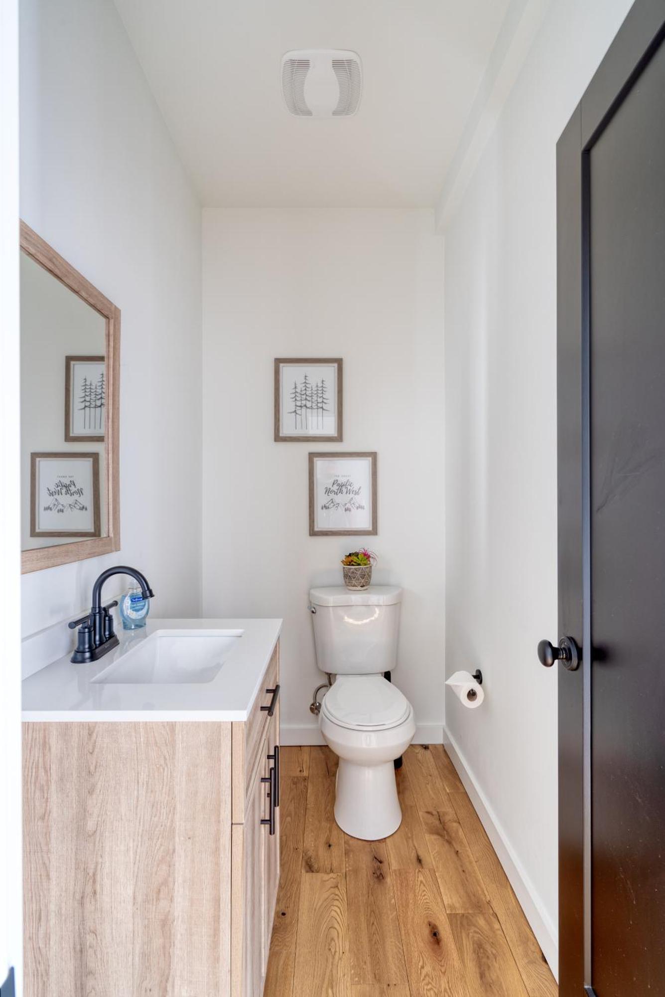 Collection - Custom North Tabor - Gym & Kitchen Holiday home Portland